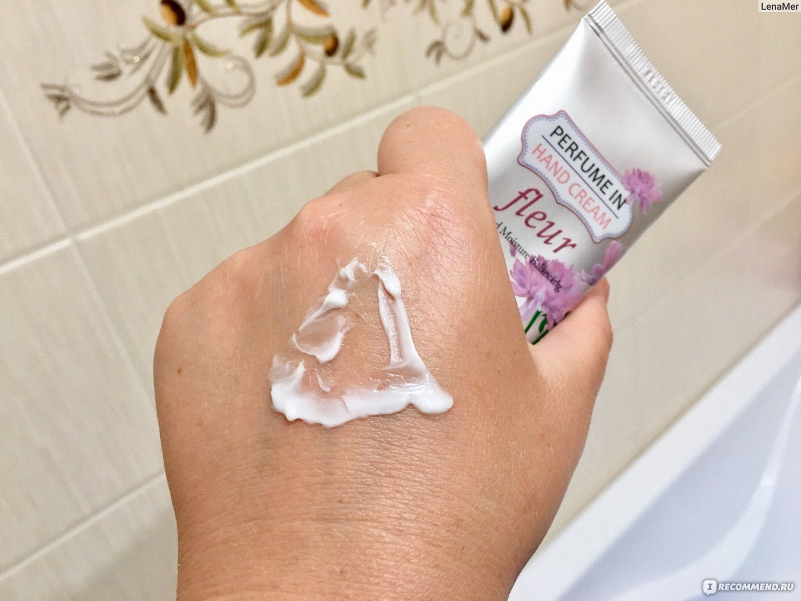 MediFlower Perfume in Hand Cream Fleur   - MeStore - Medi Flower