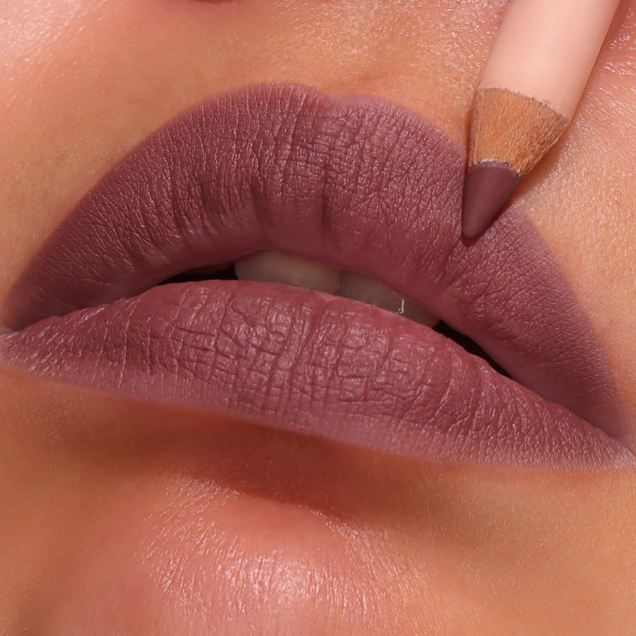 Moira - Signature Lip Pencil (004, Honey Rose) - MeStore - Moira Beauty