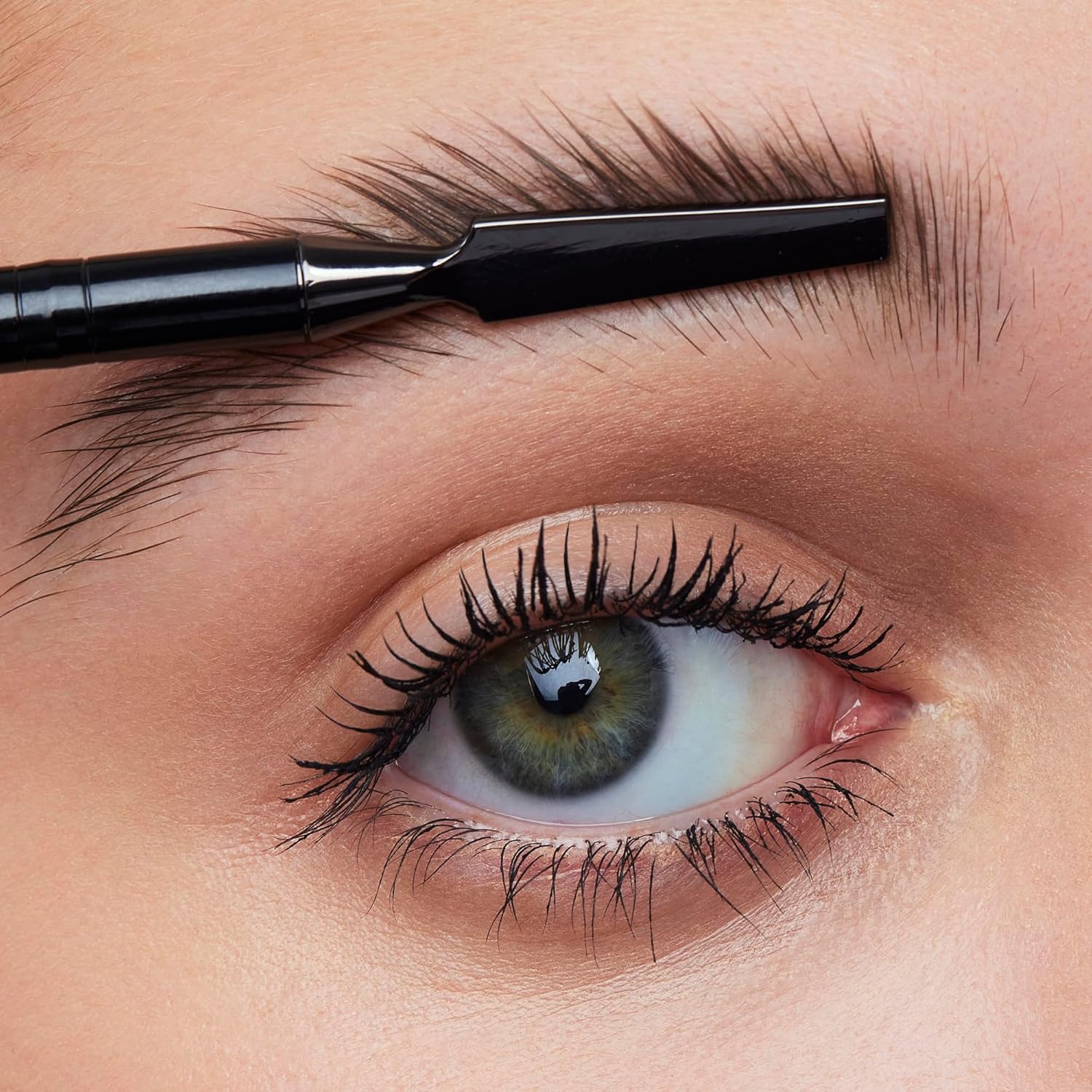 Elf Brow Lift Applicator Dual Ended Eyebrow Brush MeStore elf-brow-lift-applicator-dual-ended-eyebrow-brush-mestore