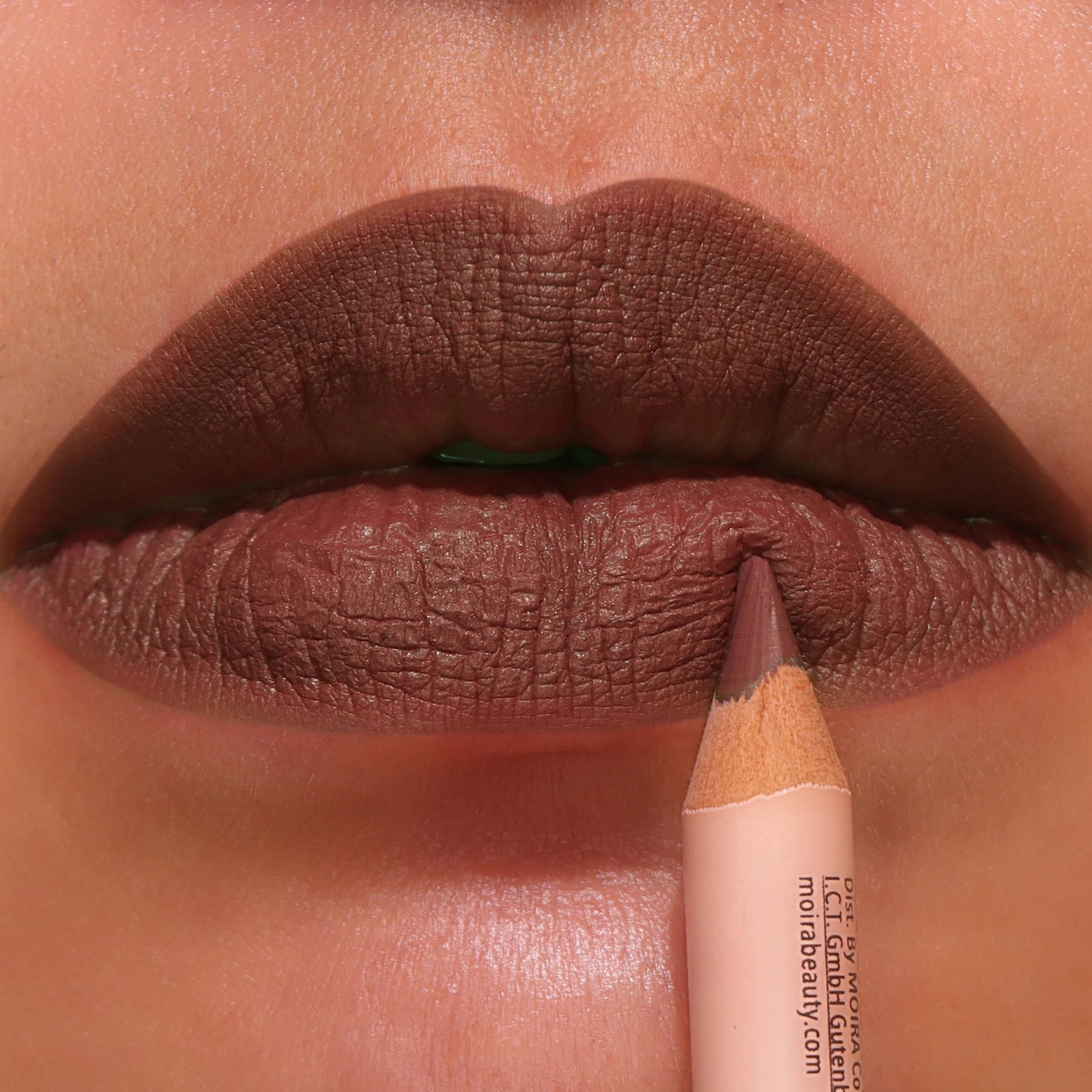 Moira Signature Lip Pencil (010, Sandy Brown) - MeStore - Moira Beauty