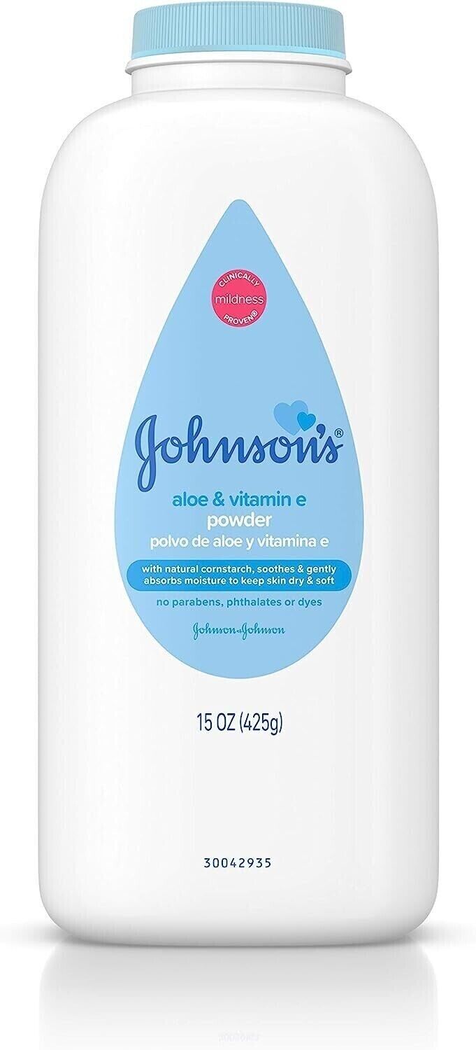 Johnson- Aloe & Vitamin E with natural cornstarch (425g) 15 oz