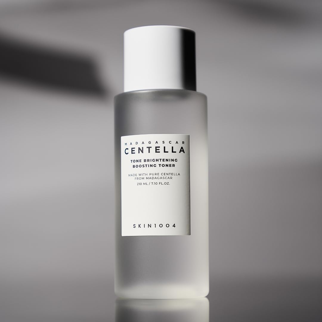 SKIN1004 - Madagascar Centella Tone Brightening Boosting Toner 210ml - MeStore - SKIN1004